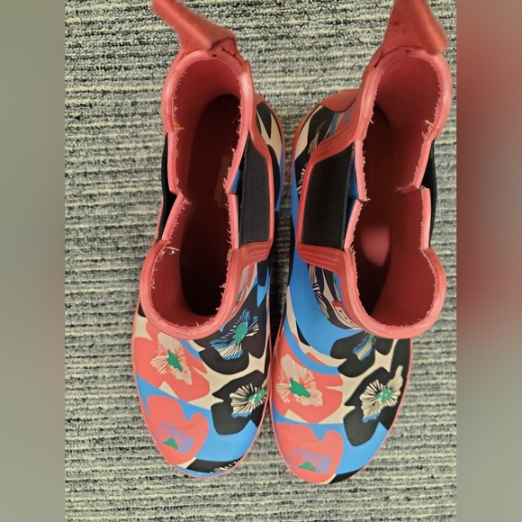 Hunter Floral and Striped Short Boots - Picture 6 of 12